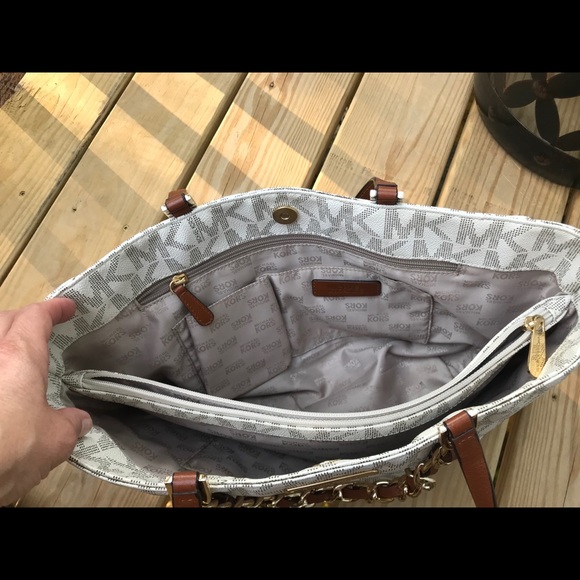 Michael kors bag - Picture 4 of 4